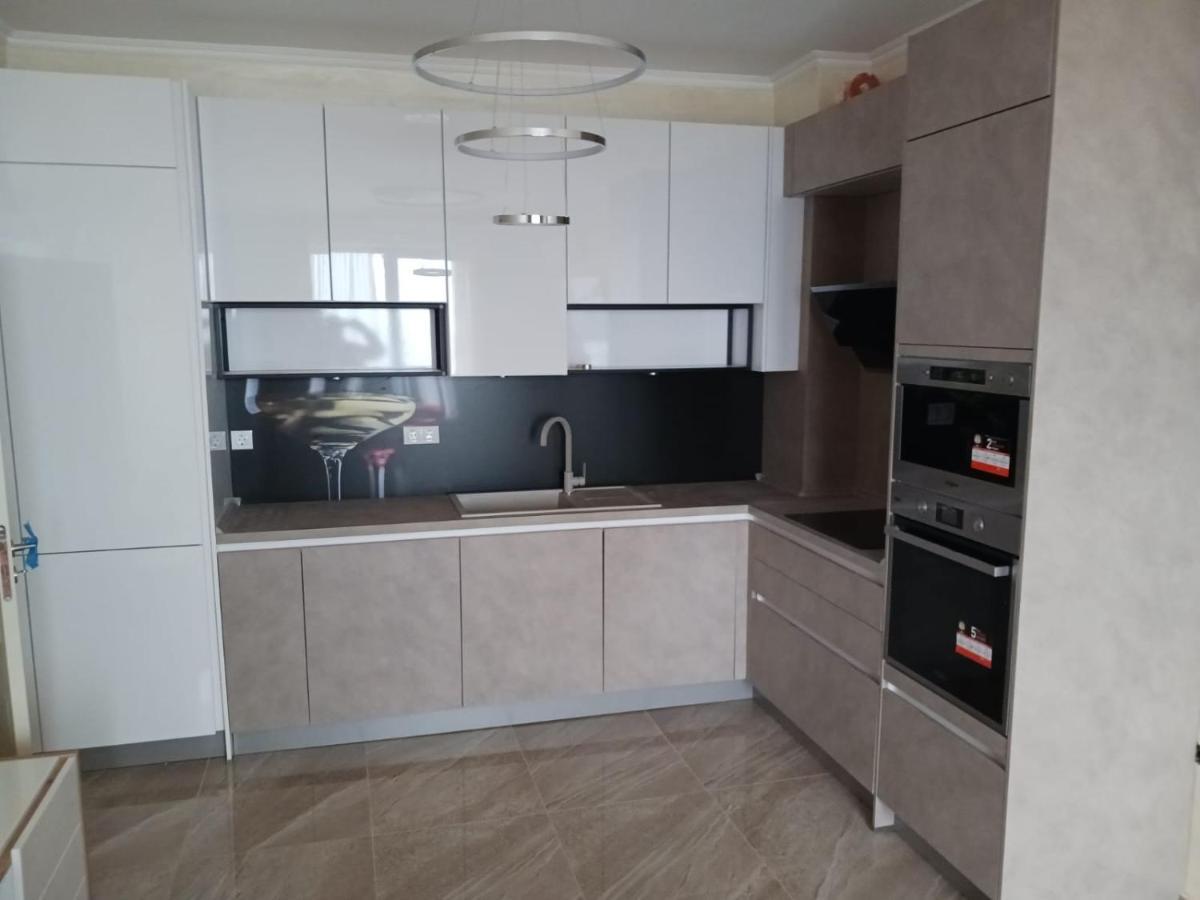 Luxury Penthouse Apartments At Valencia Gardens Burgas Exterior photo