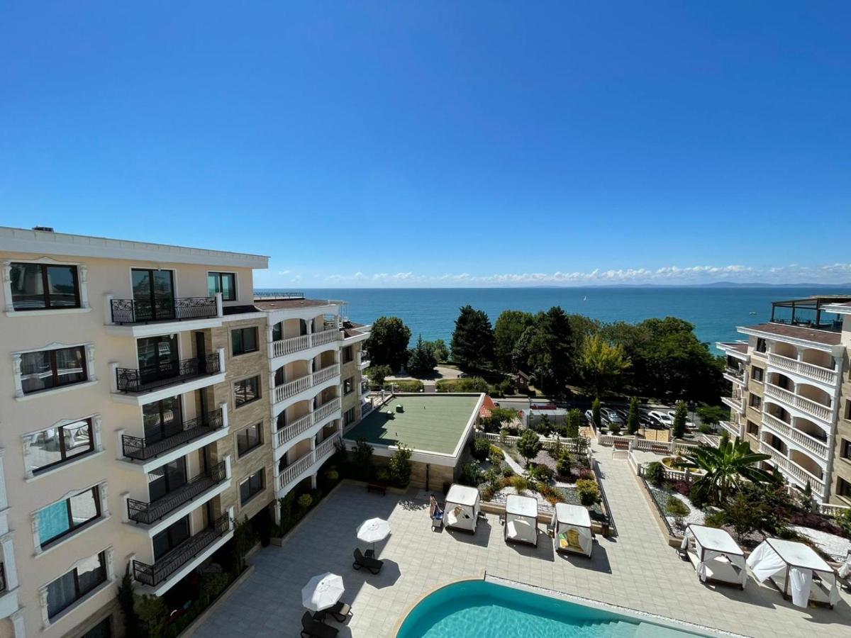 Luxury Penthouse Apartments At Valencia Gardens Burgas Exterior photo