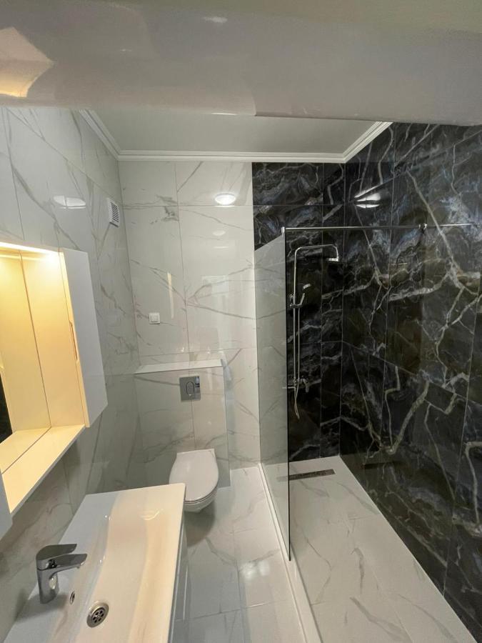 Luxury Penthouse Apartments At Valencia Gardens Burgas Exterior photo