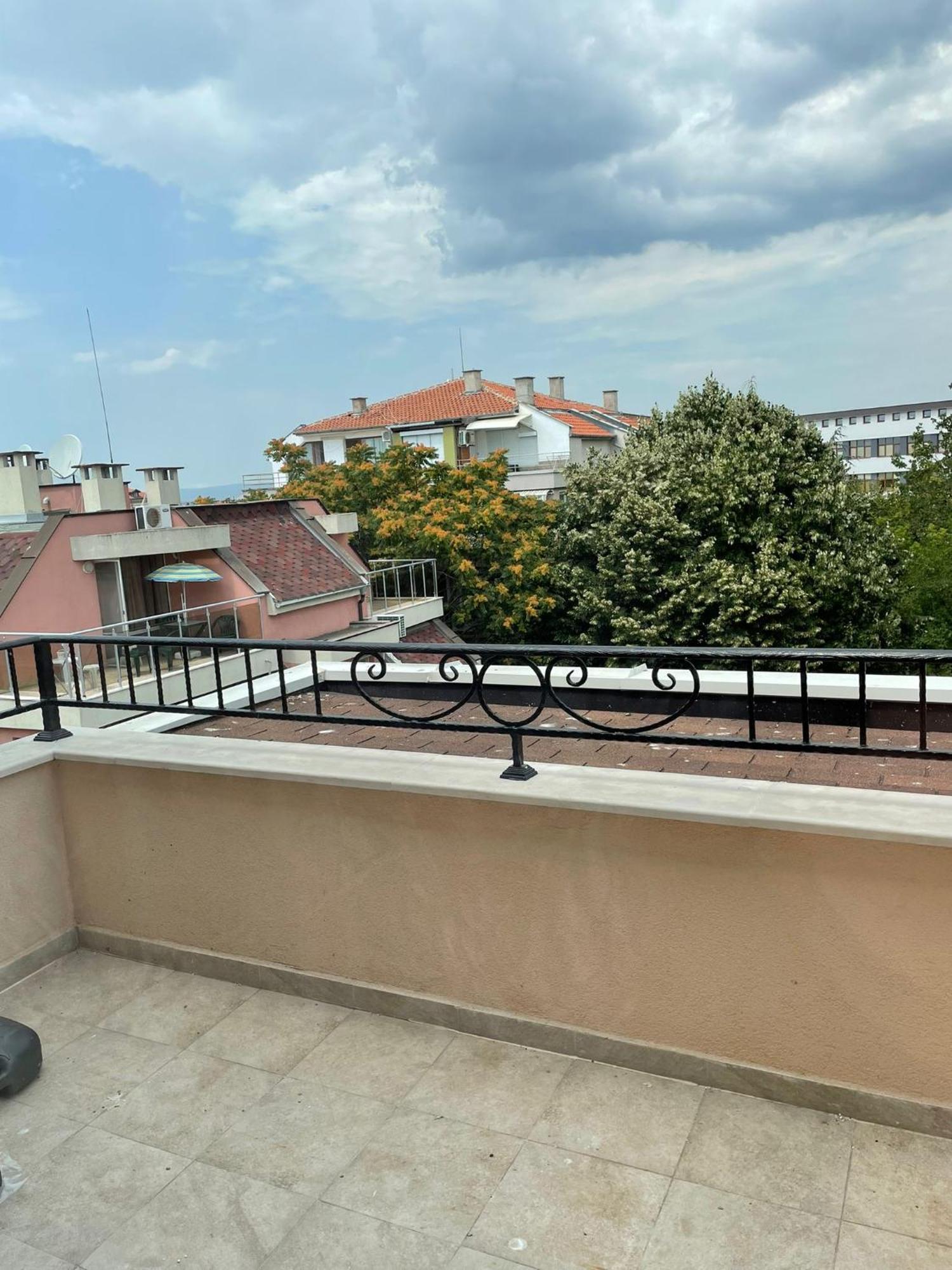 Luxury Penthouse Apartments At Valencia Gardens Burgas Room photo